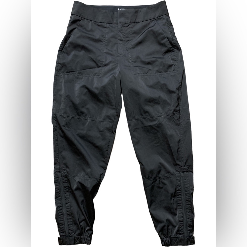 Athleta Radiant Jogger, black, size 4. Used but in great condition.